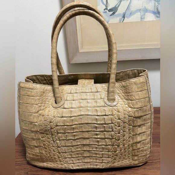 Byron Genuine Hornback Crocodile Tan Leather Tote. - Picture 1 of 11